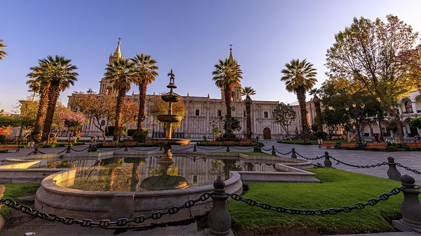 Walk through the Plaza de Armas