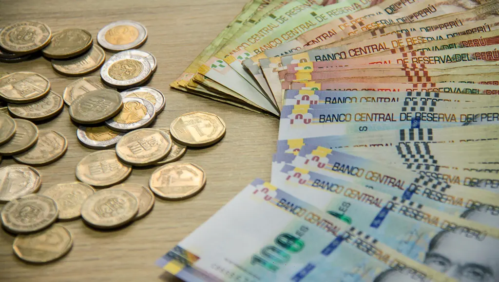 Currency in Peru