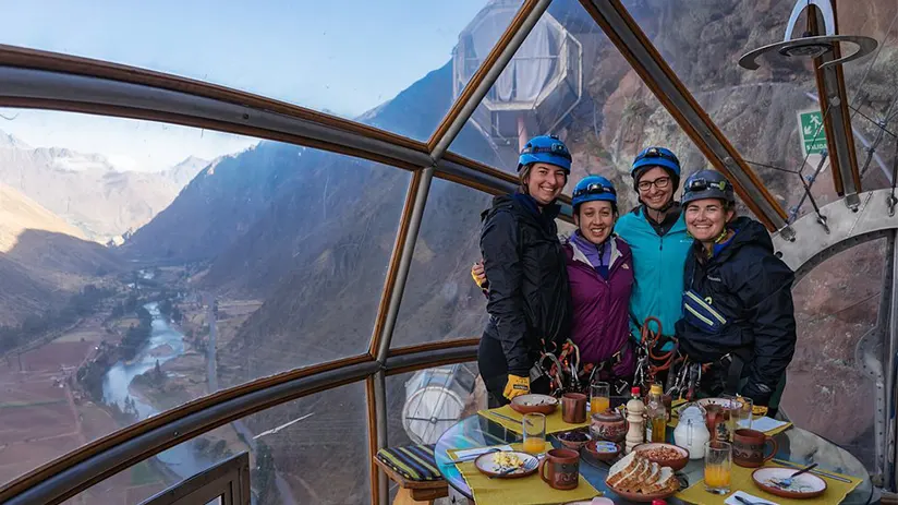 Stay at Skylodge adventure
