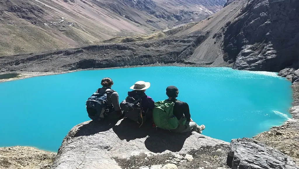 Huayhuash Peru trek