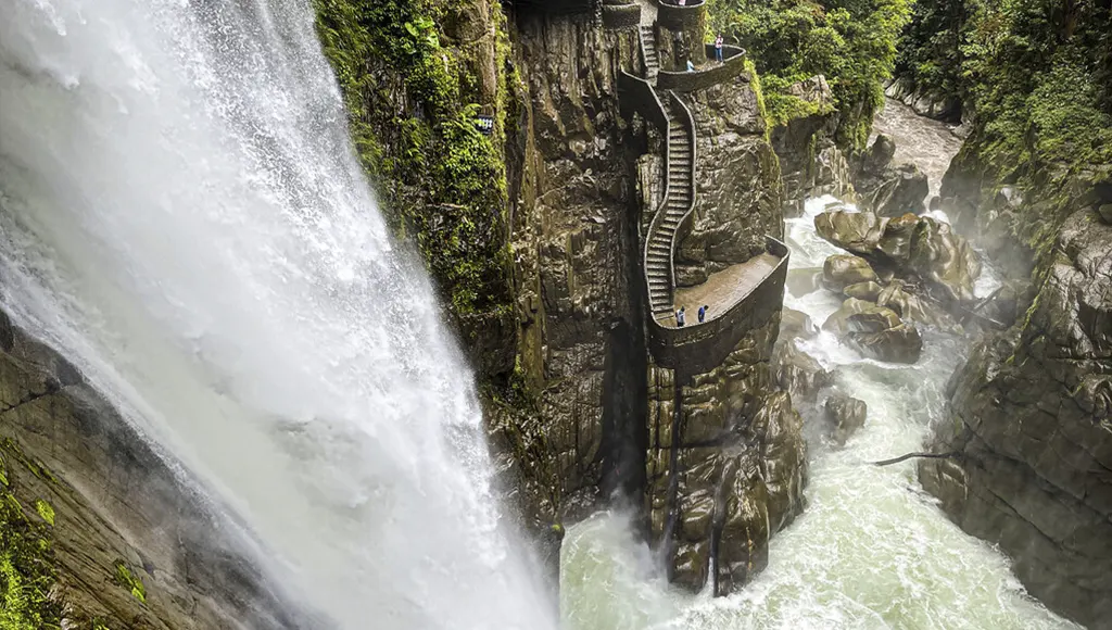 Waterfalls route of Ecuador
