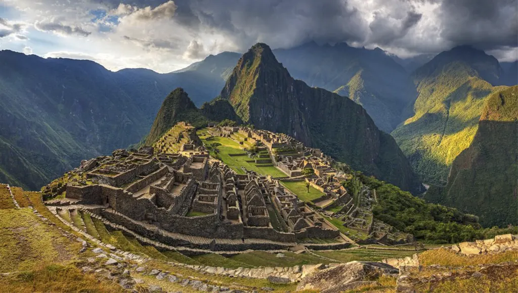 Machu Picchu circuits
