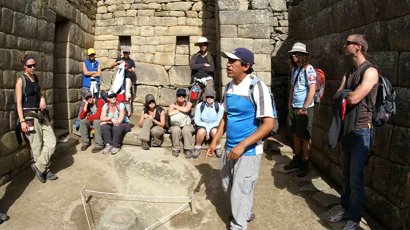 Machu Picchu tour guide
