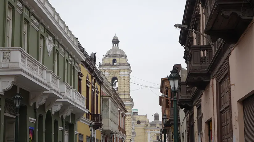Lima churches tour