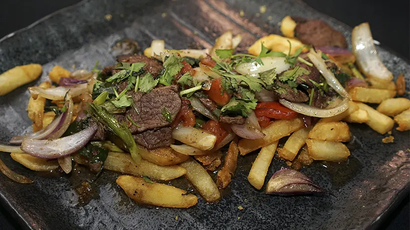 Chinese techniques lomo saltado