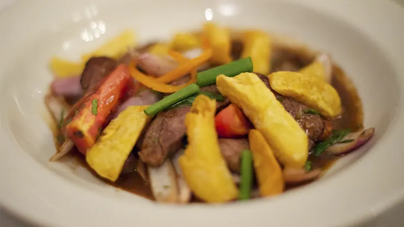 Gourmet version lomo saltado