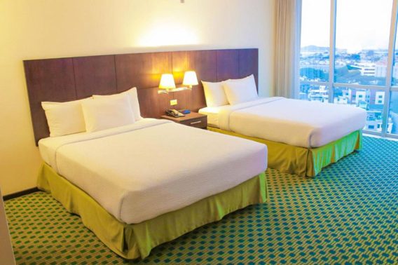 courtyard-by-marriott-guayaquil-(2)